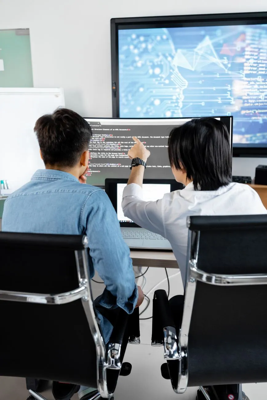 沈阳宇讯科技解析企业级软件开发中的技术架构选型与性能优化策略